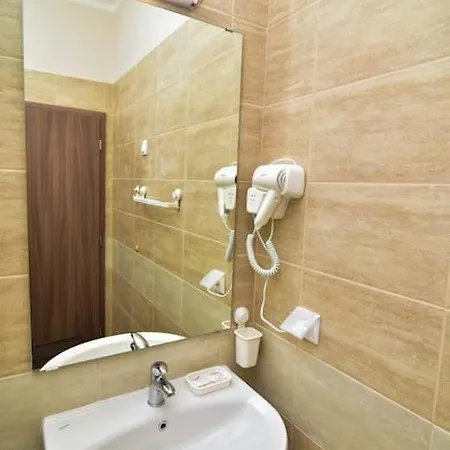 Sea Garden Studio. Free Parking *
